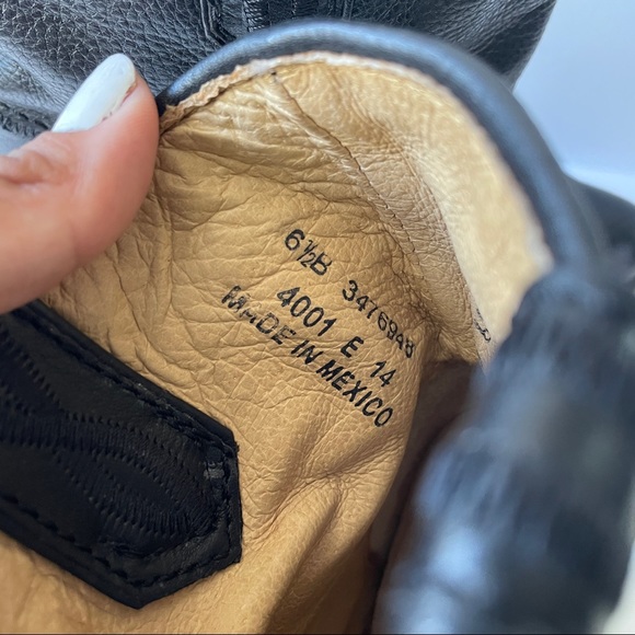 Frye Mustang Black Leather Top Stitch Pull-On Ankle Short Heel Boot Almond Toe - Picture 8 of 9